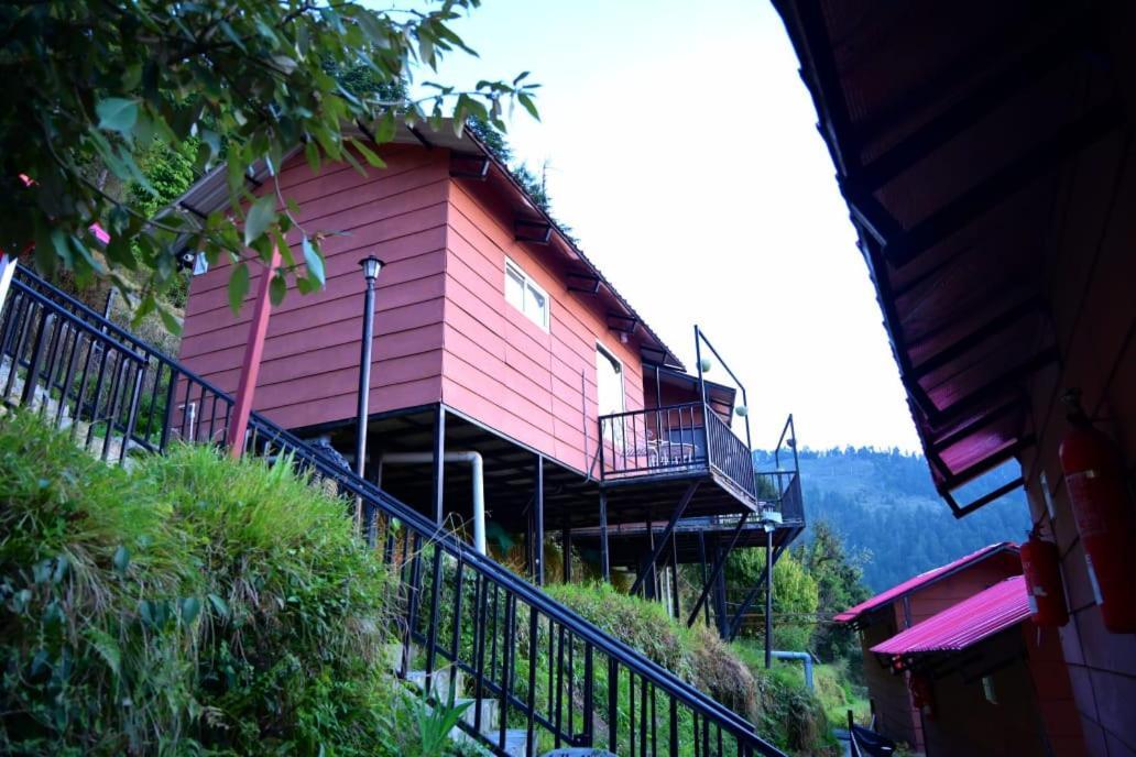 Aamod Resorts Dalhousie ! Luxury Cottage Resort Экстерьер фото